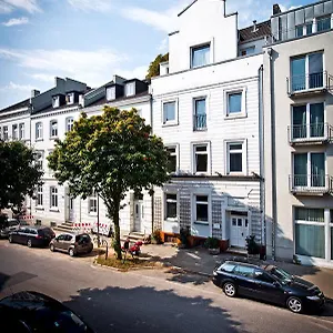 https://st-pauli-lodge-and-townhouse.hamburg-hotels-de.com